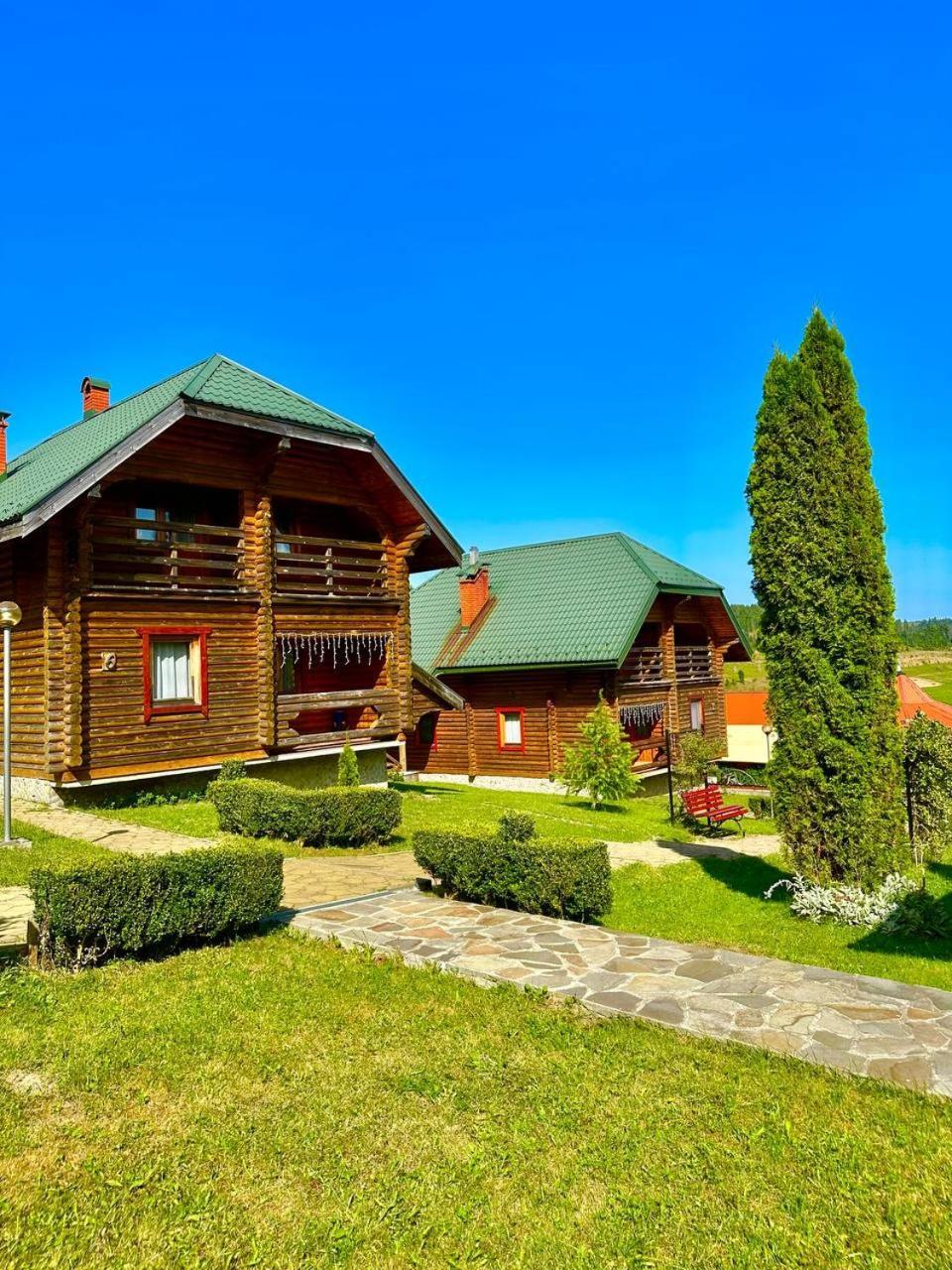 Guest House Podobovets 2000 Buitenkant foto